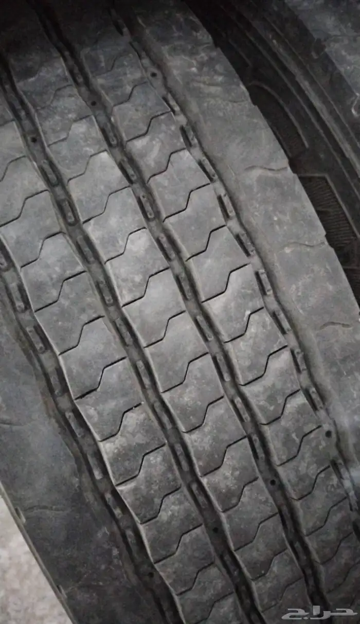 215 75 R17.5 كفرات 0