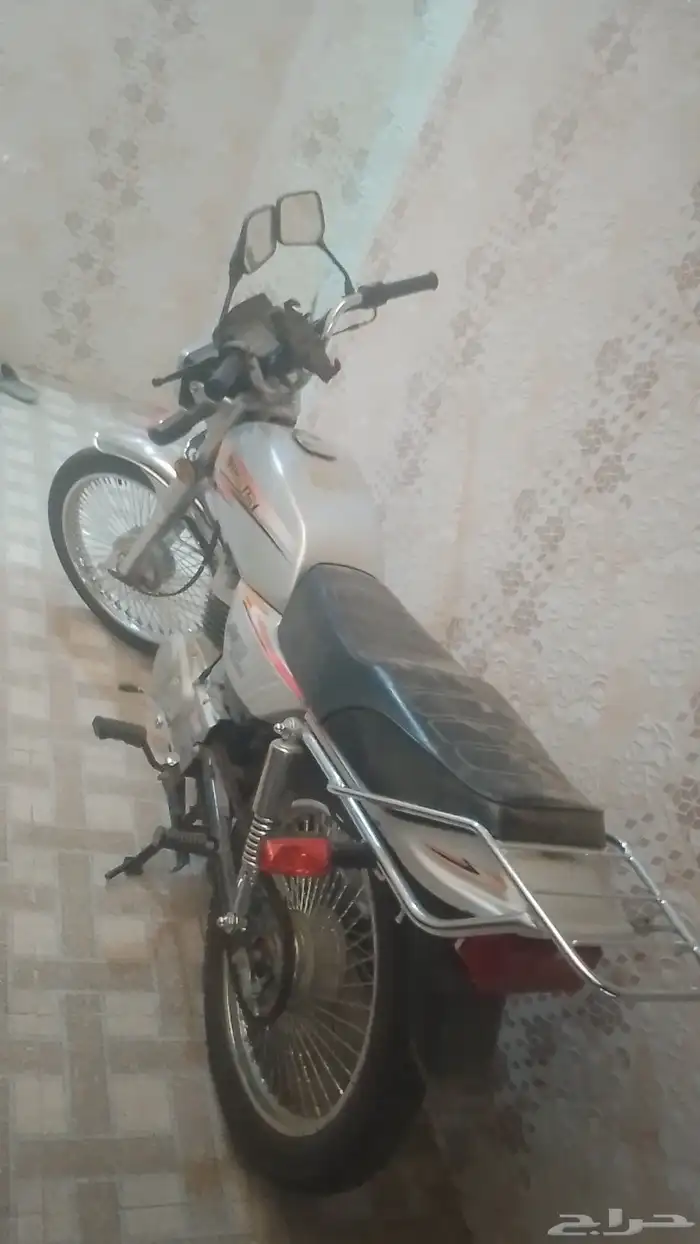 دباب سوزوكي اكس ميه وسام ناري 1
