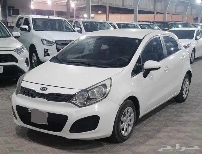 كياء ريو هاتشباك 2015 0