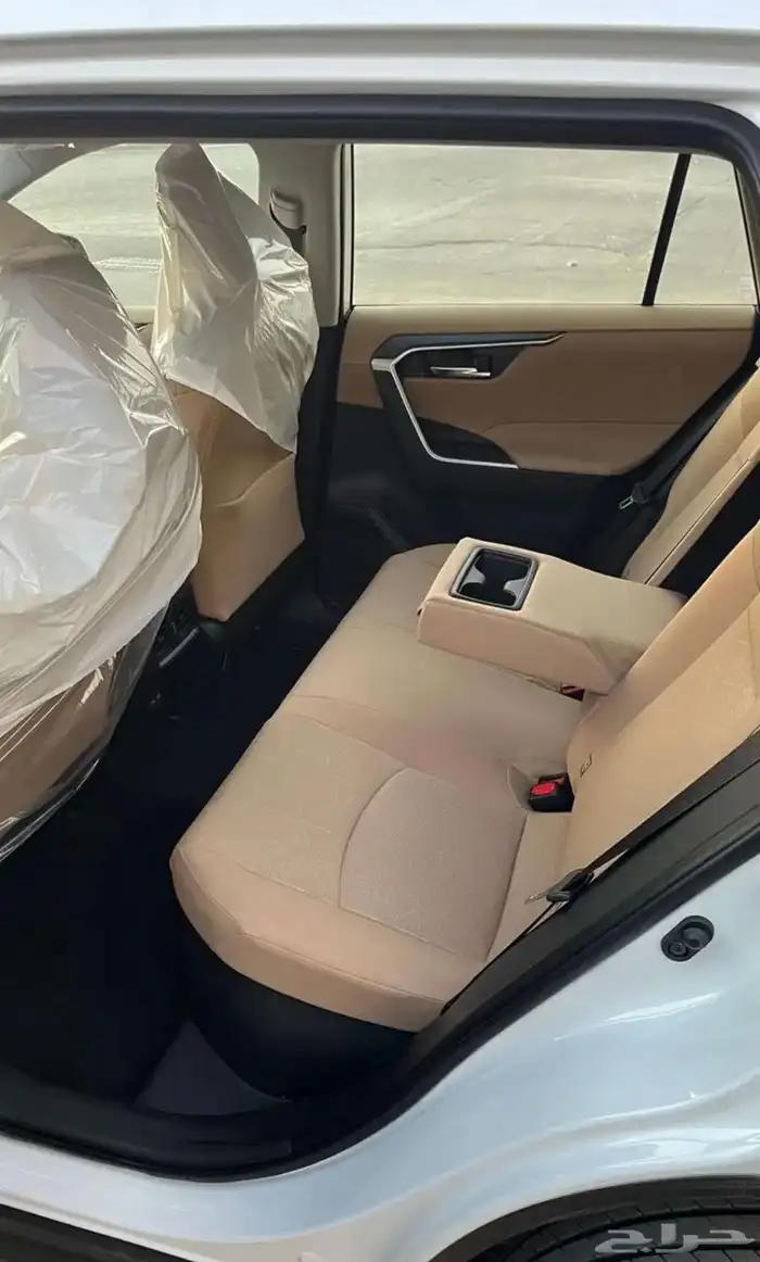 تويوتا راف 4 2025 6