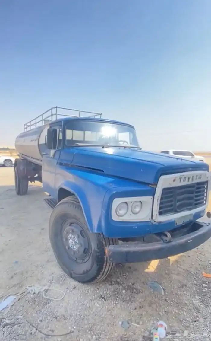 وايت تويوتا 84 0