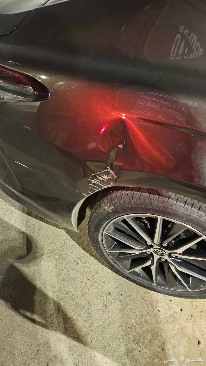 تويوتا كامري 2023 GLE هايبرد 4