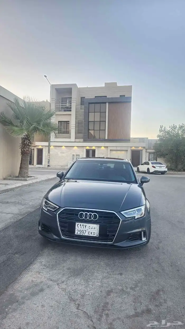 سيارة اودي موديل 2020 نظيفة. 4