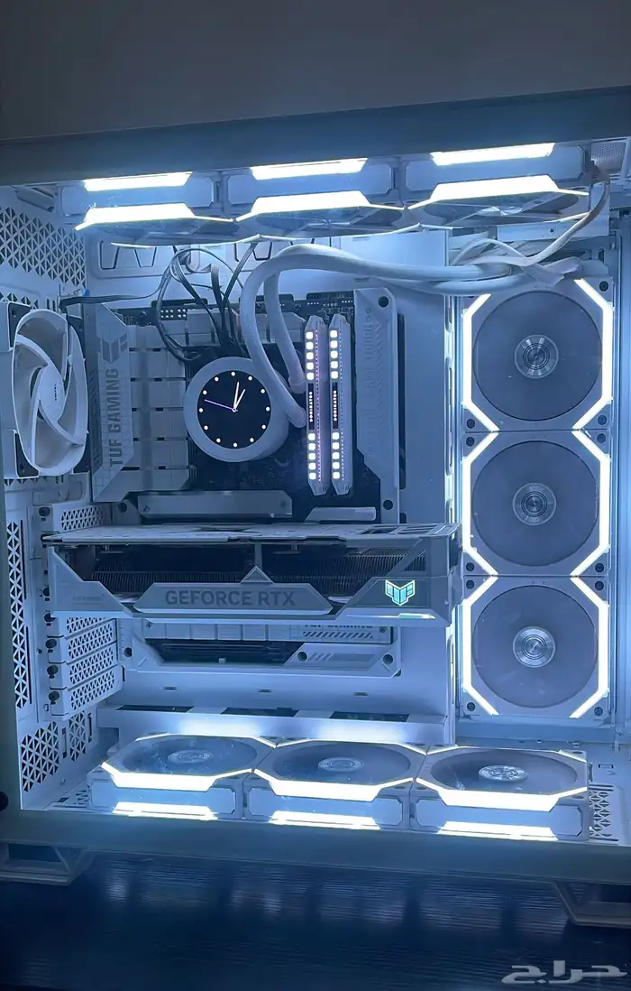 تجميعة بيسي احترافي باللون الأبيض 1