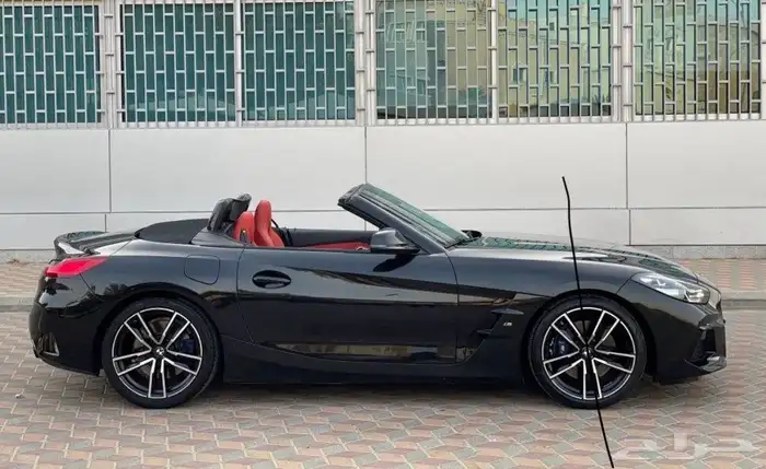 بي ام Z4 موديل 2020 كت M فل كامل أعلى فيها صيانة الوكالة 8
