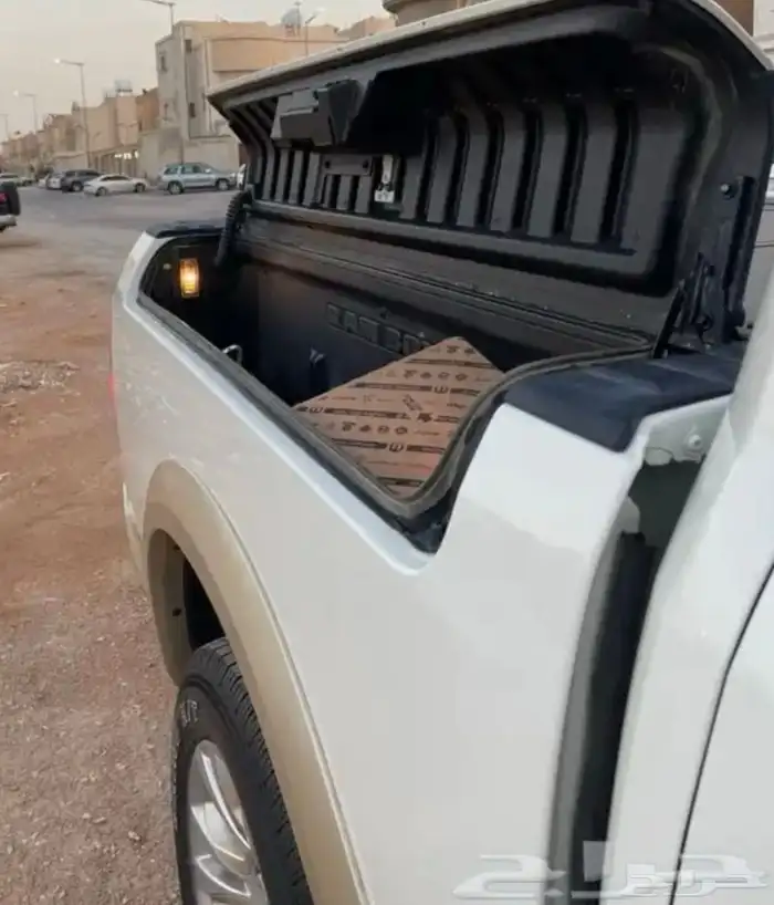 رام لوينيق هورن 2017 للبيع 17