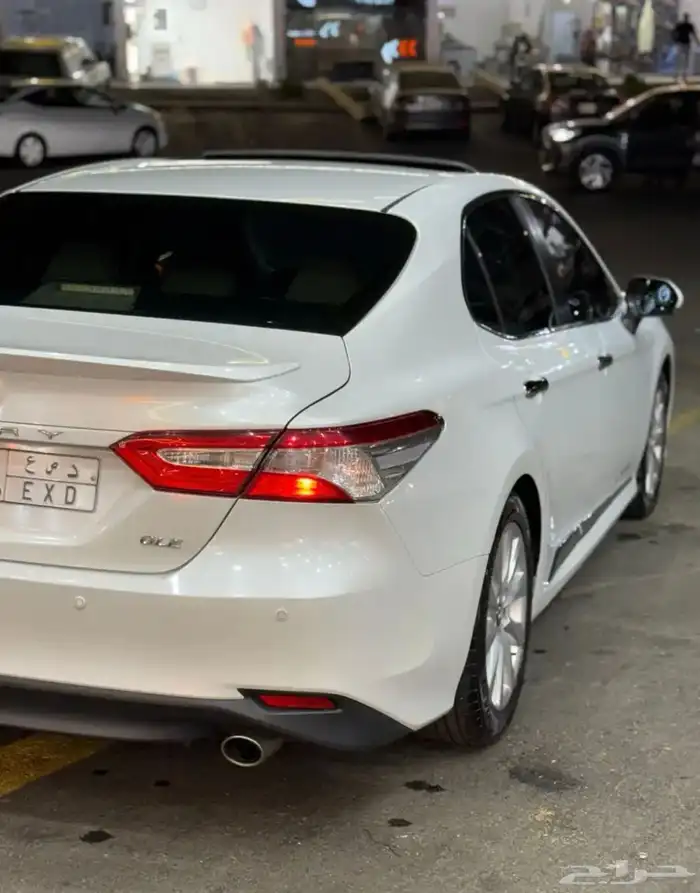 تويوتا كامري 2019 GLE مستعملة للبيع 7