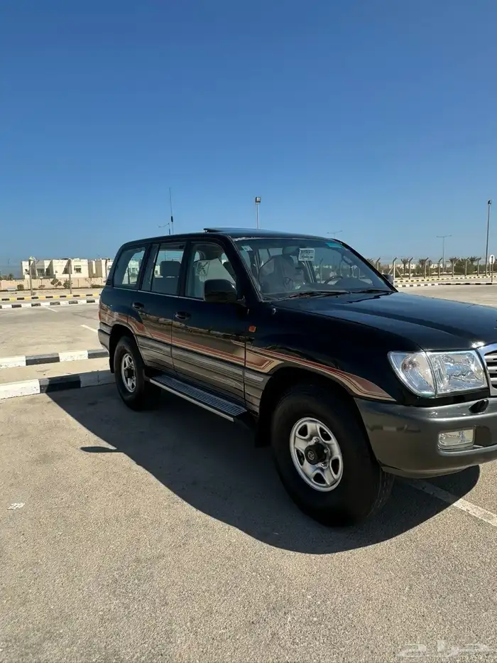 لاندكروزر 7