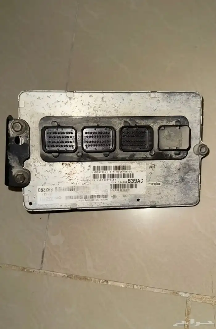 كمبيوتركرايسلر srt8 2006 0