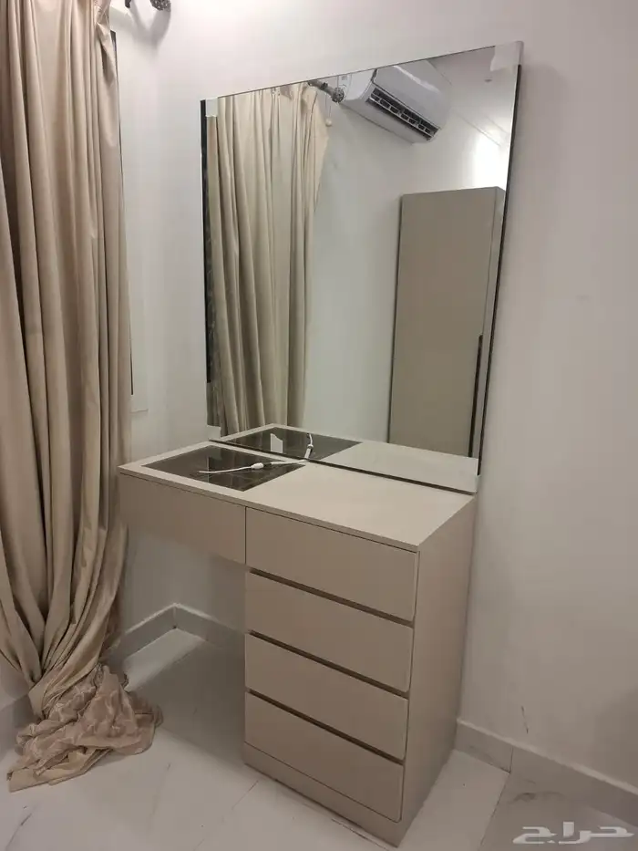 تفصيل خزانه ملابس 1