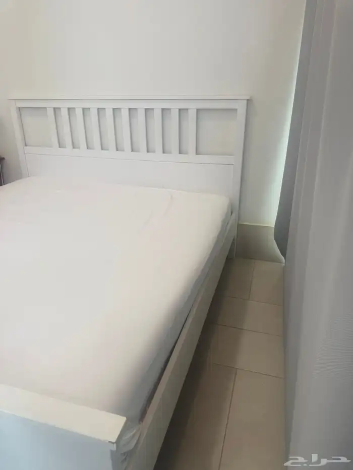 سرير خشب أصلي من إيكيا 2