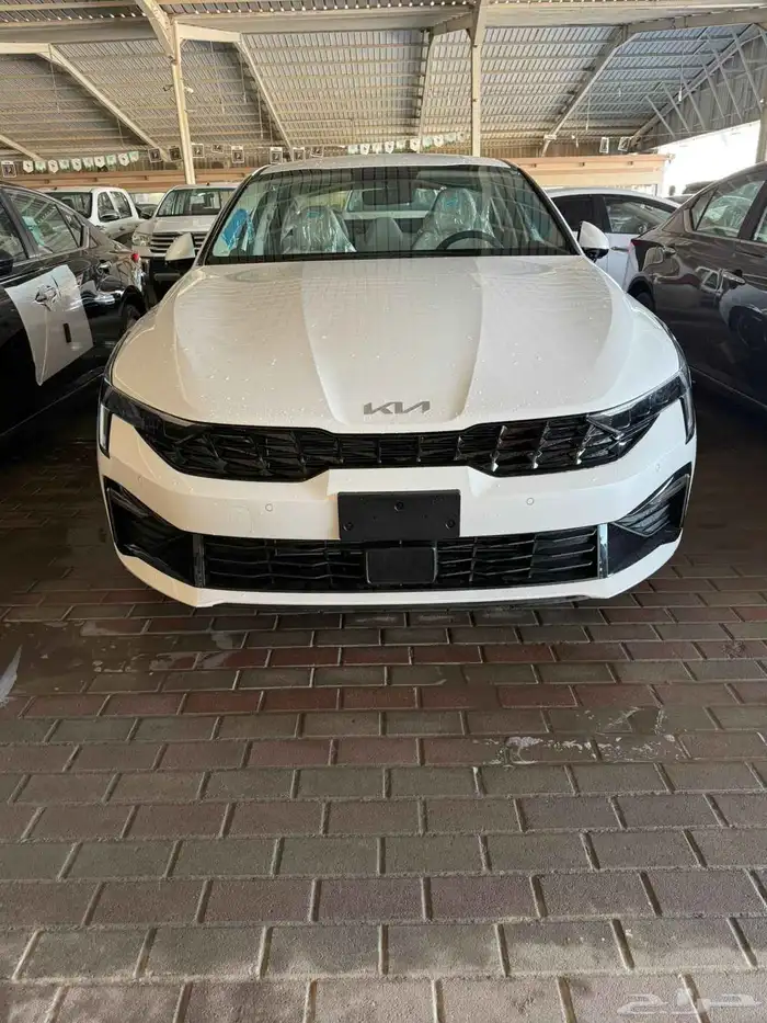 كيا K4 نص فل 26 1