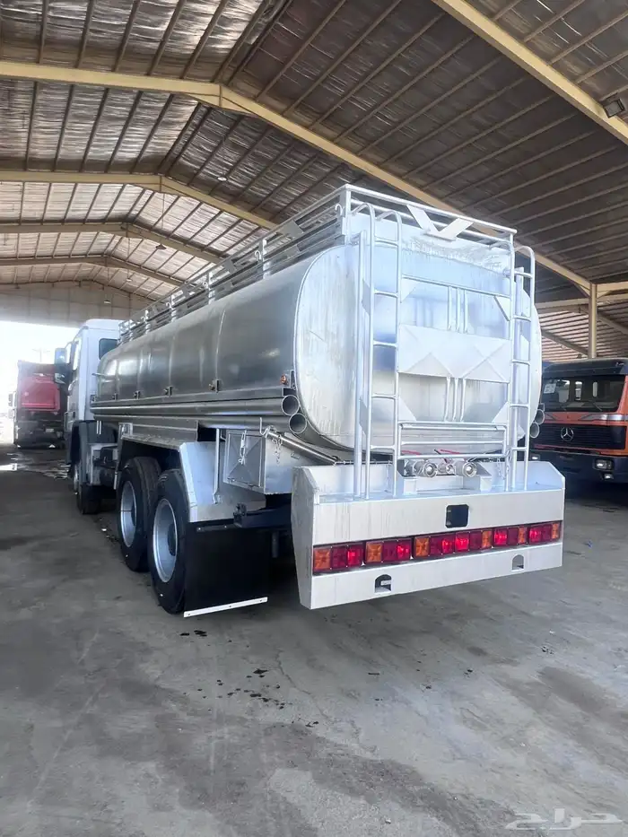 للبيع تانكي سقس اكترس جديد 18 طن 1