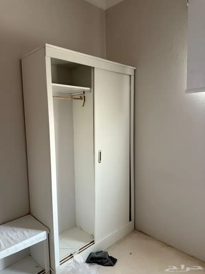 غرفه نوم سرير نفر ونص مع دولاب 0