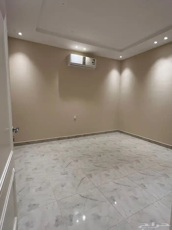 للإيجار شقة بمدخل مستقل الرياض حي الياسمين 45.000 1