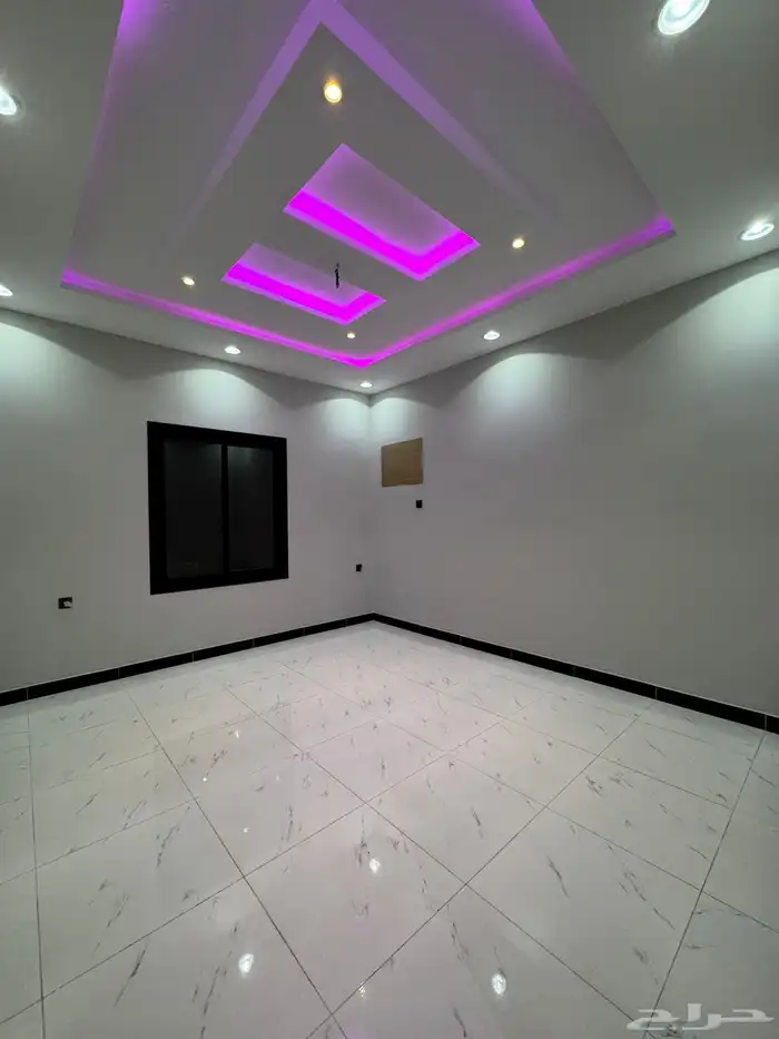 يوجد لدينا شقق 4 غرف للبيع تمليك من المالك مباشر بسعر مغري 11