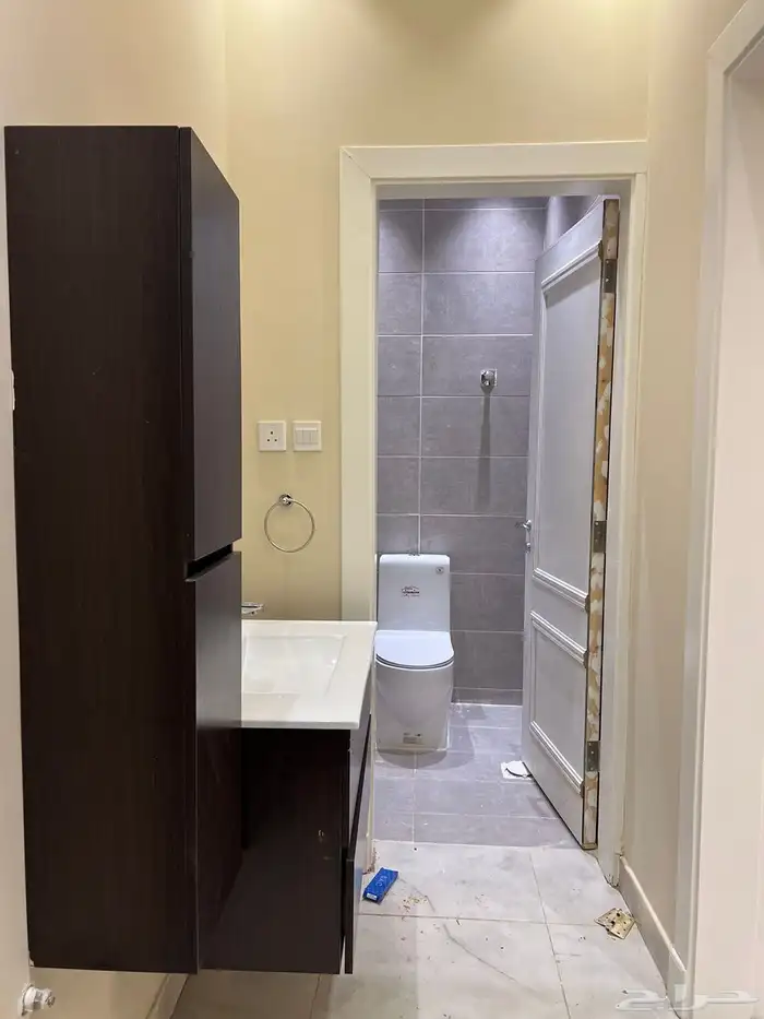 للإيجار شقة بمدخل مستقل الرياض حي الياسمين 45.000 6