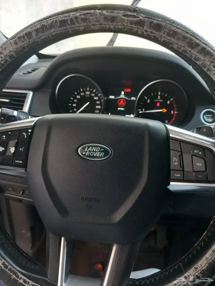 للبيع لاندروفر اسود سبورت دسكفري ديزل موديل 2018 3