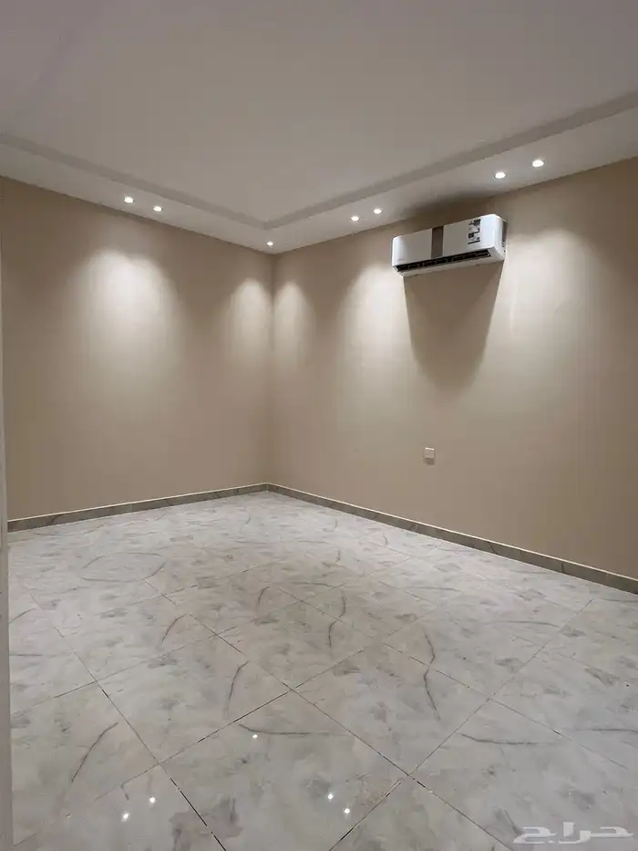 للإيجار شقة بمدخل مستقل الرياض حي الياسمين 45.000 2