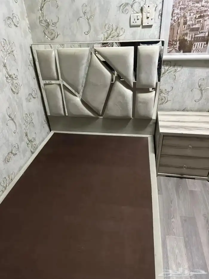 سرير نفر و نص مع كومدينه 1