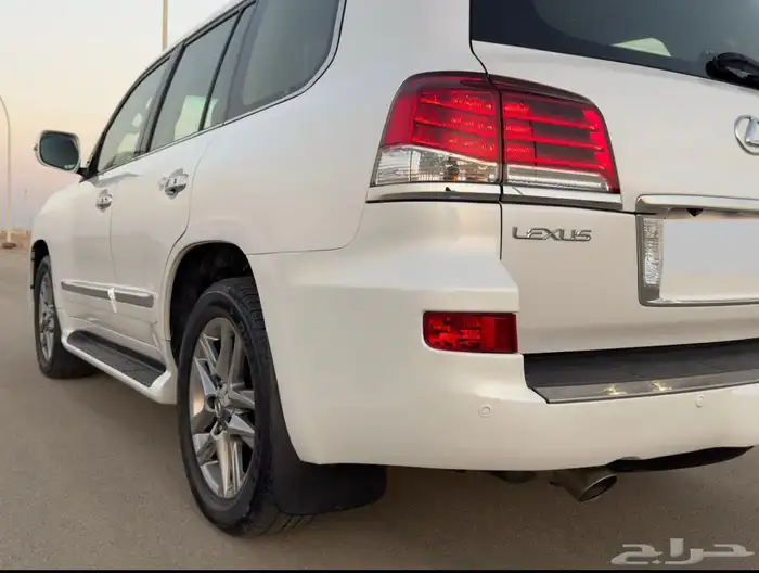 لكزس 2012 بريمي 19