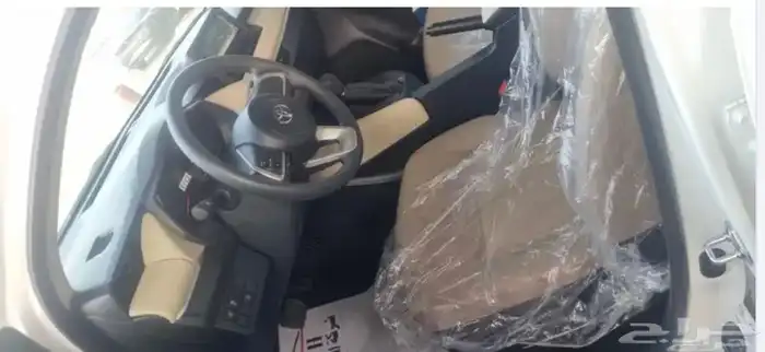 تويوتا يارس واي Y استندر 2026 لدى ابن ذياب للسيارات 3