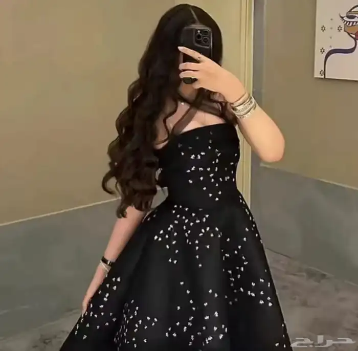 فستان مستعمل استعمل نضيف لبسه مره واحده 0