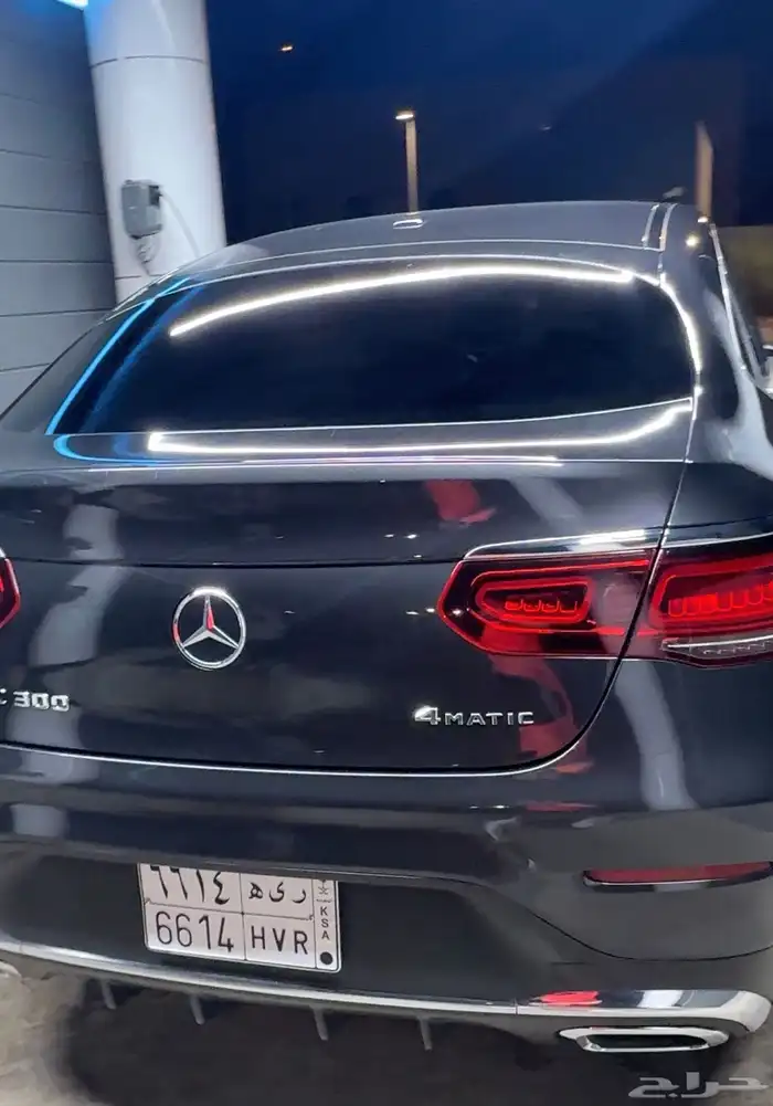 مرسيدس glc300 موديل 2020 نظيف جداا 3