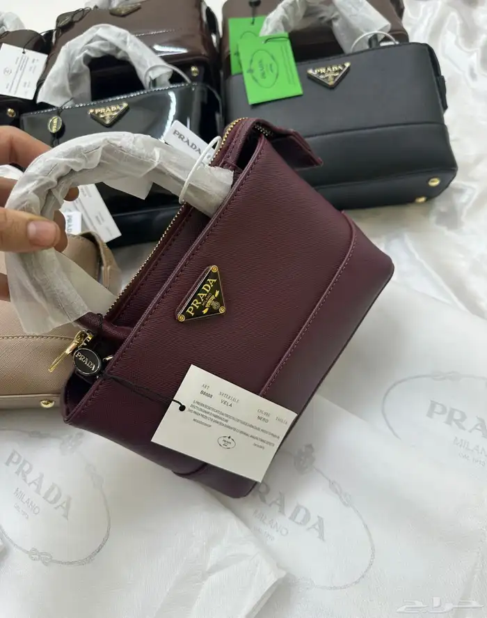شنط ماركات مختلفة 12