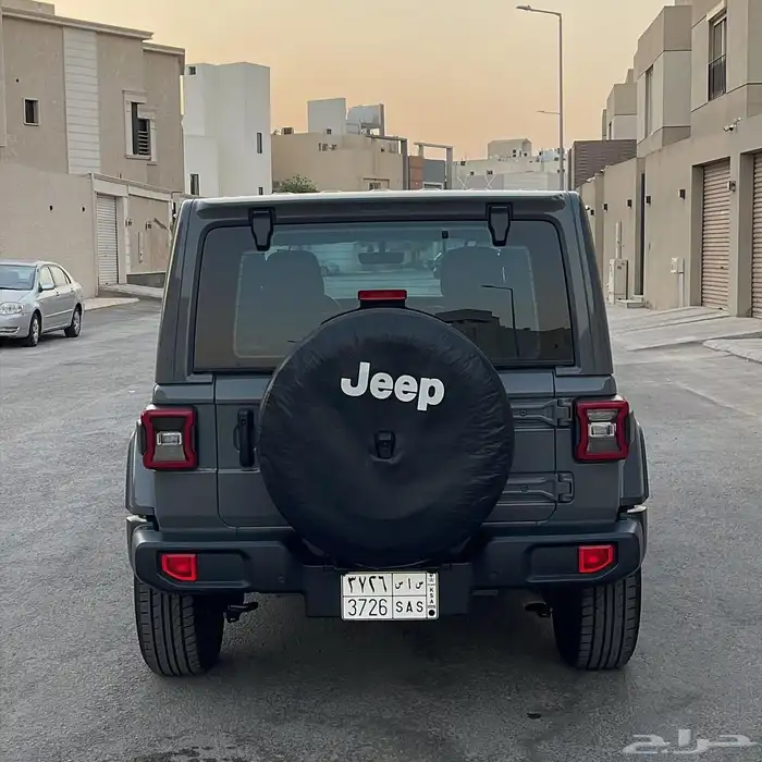 جيب رانجلر صحارى 2023 6 سلندر موتر شرط وكاله قمه بنضافه 3
