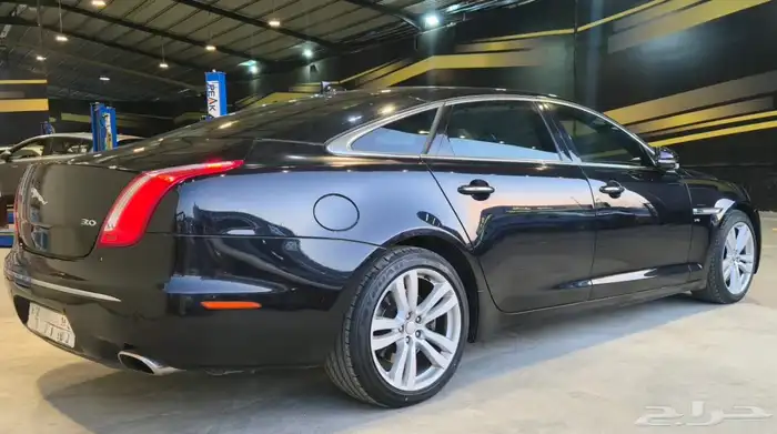 جاكور 2013 XJ 11