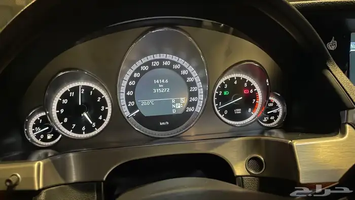 مرسيدس E500 2010 16