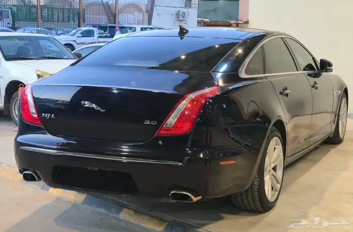 جاكور 2013 XJ 0