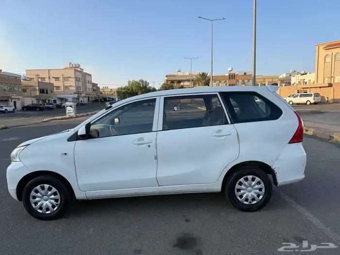 تويوتا افانزا 2016 1