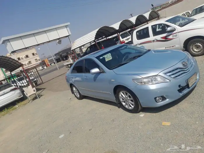 تايوتا كامري 2011 للبيع مرشوش كامل على نضافة 2