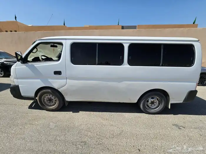 باص نيسان للبيع 0