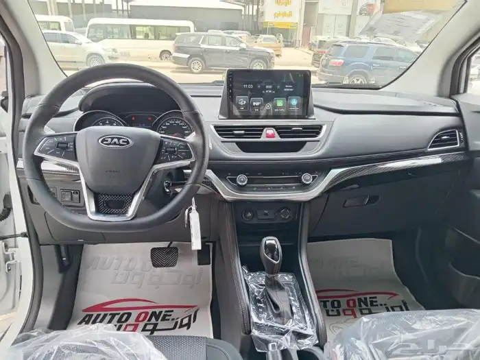 جاك jS3 لاكجري موديل 2025 3