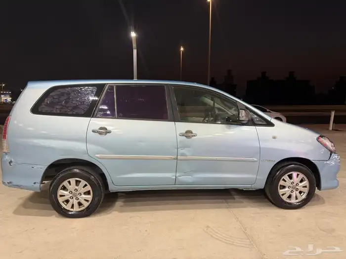 أنوفا زرقاء 2009 للبيع استخدام شخص واحد من الوكالة 2