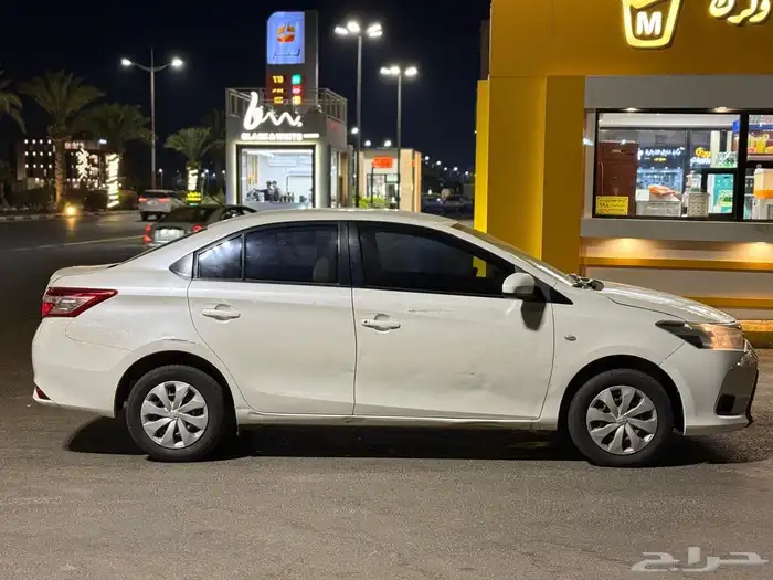 سيارة يارس 2016 5