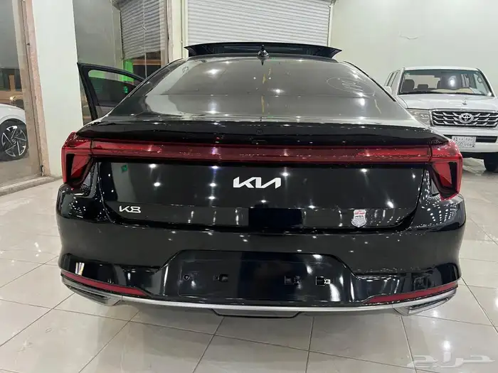 كيا K8 14