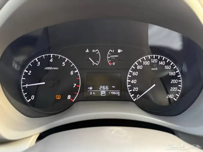 نيسان سنترا 2018 1.6 فل كامل 16