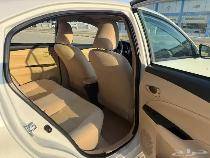 تويوتا يارس 2022 1.5 12