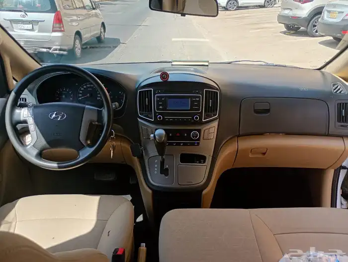 اتش ون هيونداي 2020 للبيع H1 for sale 12