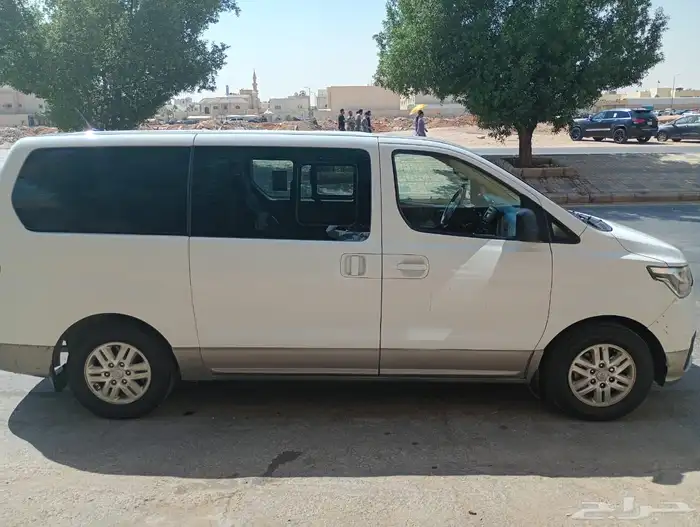 اتش ون هيونداي 2020 للبيع H1 for sale 4