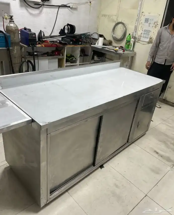 تجهيز مطاعم الفنادق وكوفيهات وجميع أعمال استانلس استيل 39