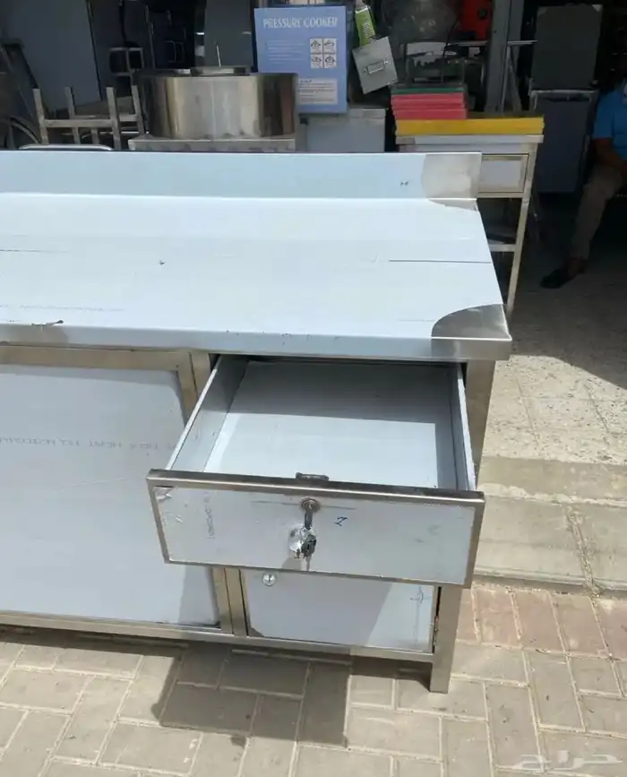 تجهيز مطاعم الفنادق وكوفيهات وجميع أعمال استانلس استيل 38