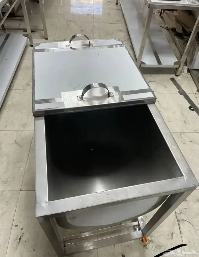 تجهيز مطاعم الفنادق وكوفيهات وجميع أعمال استانلس استيل 44