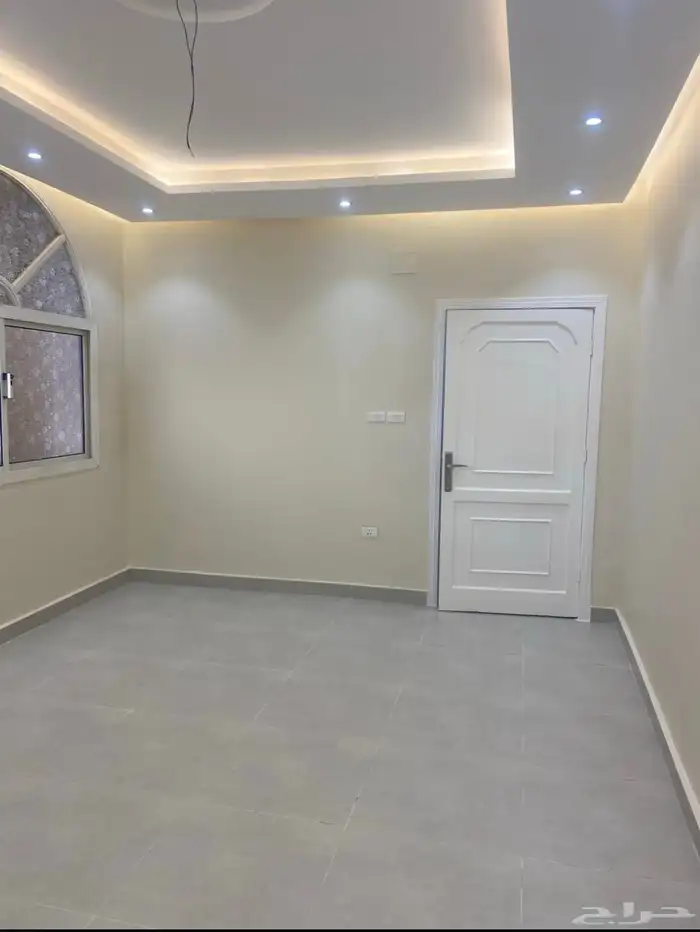 شقة نظيفه في المروه للايجار 4