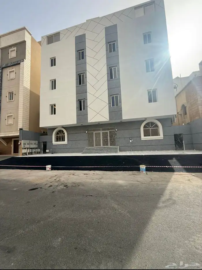 شقة نظيفه في المروه للايجار 0