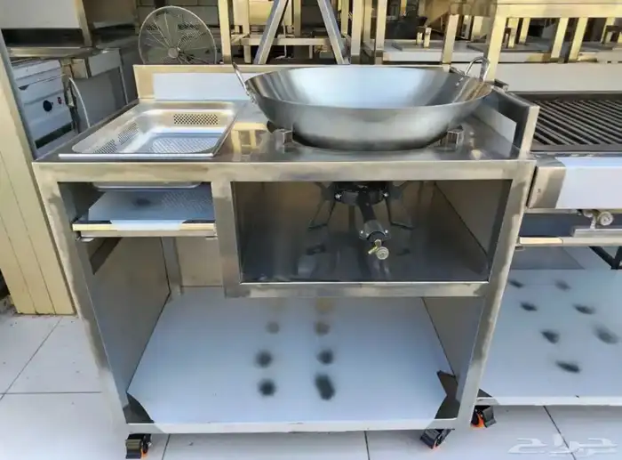 تجهيز مطاعم الفنادق وكوفيهات وجميع أعمال استانلس استيل 55